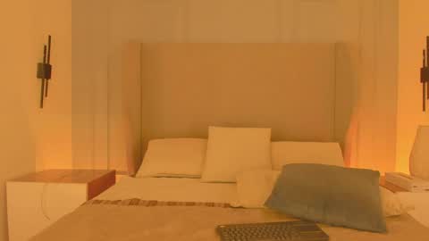 Chloe online show from 27, 4, 2026