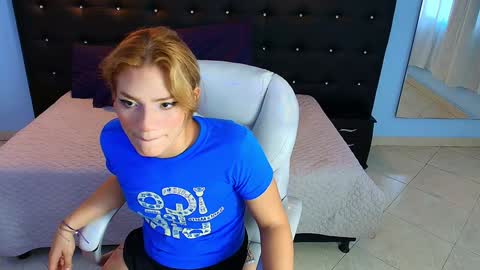 CHLOE online show from 9, 1, 2025