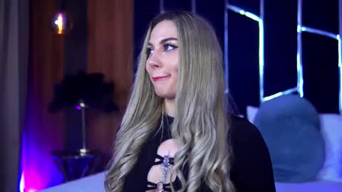 Chloe GraceeX online show from 8, 3, 2026