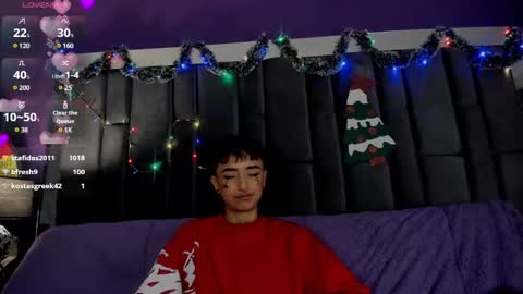 Isabella curly hair - Anastasia short hair  online show from 4, 12, 2024