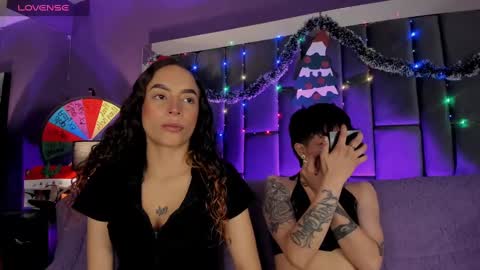 Isabella curly hair - Anastasia short hair  online show from 12, 12, 2024