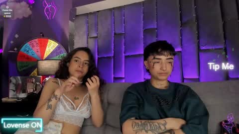 Isabella curly hair - Anastasia short hair  online show from 2, 1, 2025