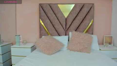 Chloe online show from 26, 4, 2026