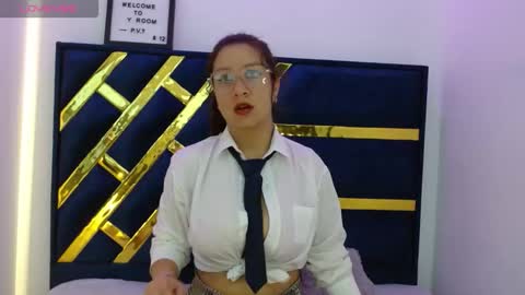 Chloe online show from 12, 11, 2025