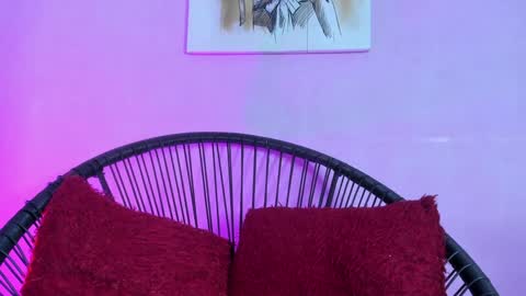 Snapshot of chloe_madisson chatting on 5, 2, 2025 chloe online show from 5, 2, 2025