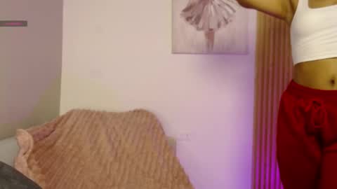 chloe_peach_ online show from 24, 4, 2026