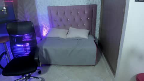 chloe_prg online show from 24, 7, 2026