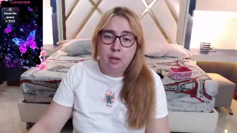 chloe_prg online show from 25, 7, 2026