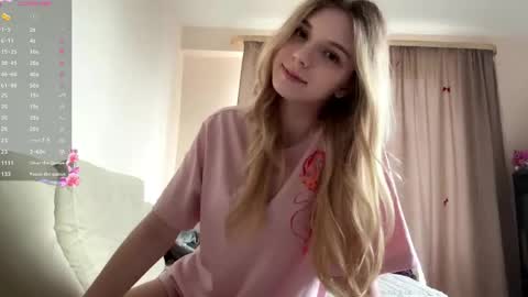 Snapshot of chloe_show chatting on 30, 5, 2026 hloe online show from 30, 5, 2026