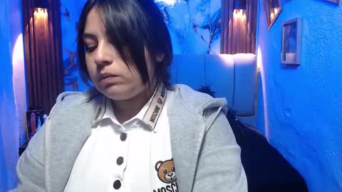 chloe_smith5 online show from 16, 2, 2026