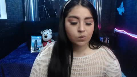 Snapshot of chloe_smith5 chatting on 4, 6, 2026 chloe_smith5 online show from 4, 6, 2026