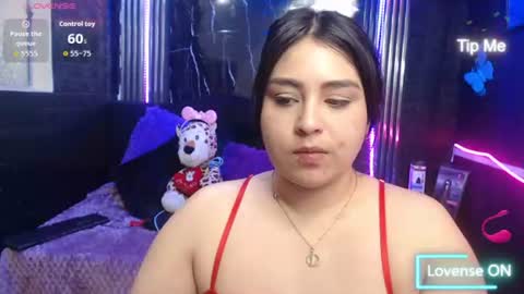 chloe_smith5 online show from 28, 7, 2026