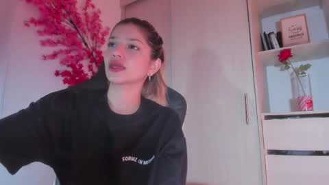 Chloe Miller  online show from 13, 5, 2026