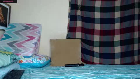 Snapshot of chloe_vahos chatting on 18, 2, 2025 Chloe online show from 18, 2, 2025