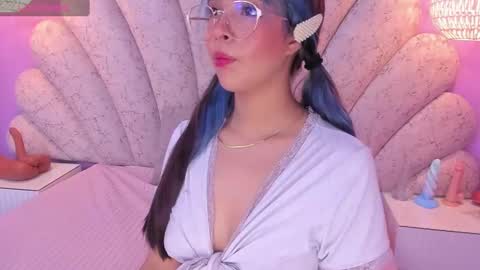   online show from 13, 2, 2025