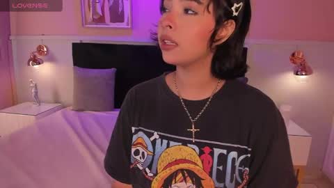 Snapshot of chloe_watson_ chatting on 20, 5, 2026 online show from 20, 5, 2026