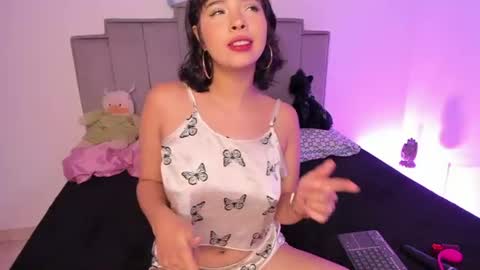   online show from 28, 7, 2026