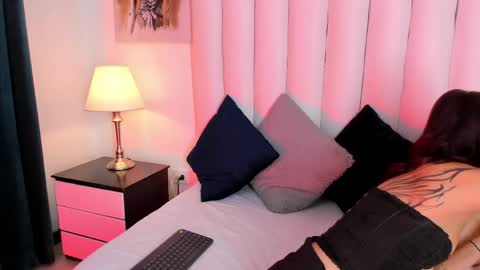 chloe_wilson7 online show from 30, 4, 2026