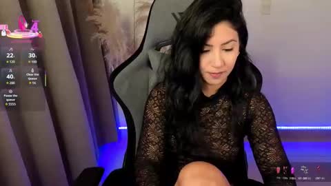 Snapshot of chloebum_ chatting on 6, 5, 2026 Chloe online show from 6, 5, 2026