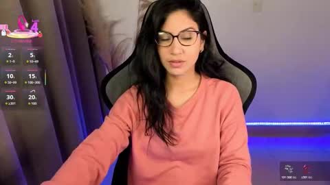 Snapshot of chloebum_ chatting on 13, 5, 2026 Chloe online show from 13, 5, 2026