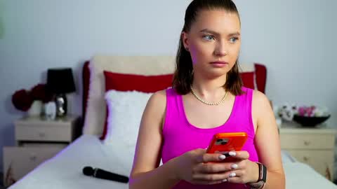 Chloe online show from 3, 6, 2026