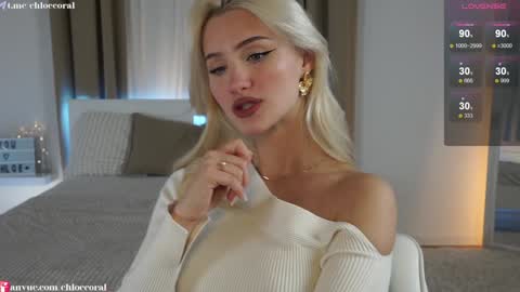 Snapshot of chloecoral chatting on 1, 2, 2025 ChloeCoral online show from 1, 2, 2025