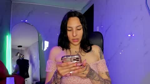 ChloeeThompson online show from 7, 10, 2025