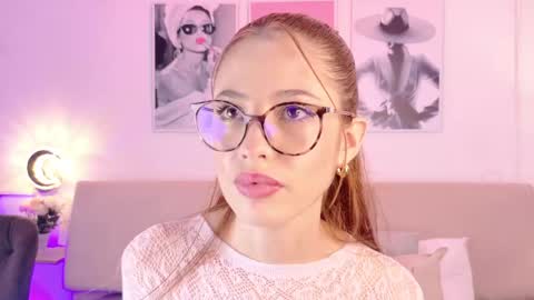 Snapshot of chloeferreira chatting on 30, 5, 2026 chloeferreira online show from 30, 5, 2026