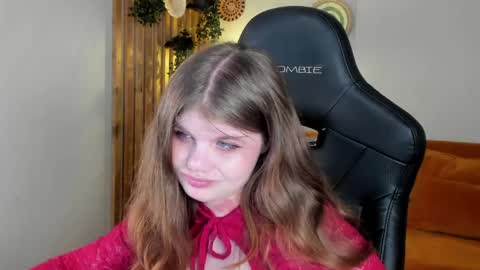 Snapshot of chloehalses chatting on 21, 5, 2026 ChloeHalses online show from 21, 5, 2026