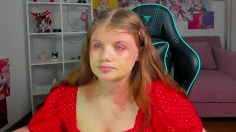 Snapshot of chloehalses chatting on 8, 6, 2026 ChloeHalses online show from 8, 6, 2026