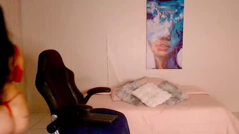 Snapshot of chloekitty_69 chatting on 15, 11, 2025 Melisa online show from 15, 11, 2025