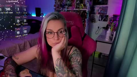 ChloeKohaku online show from 12, 2, 2025