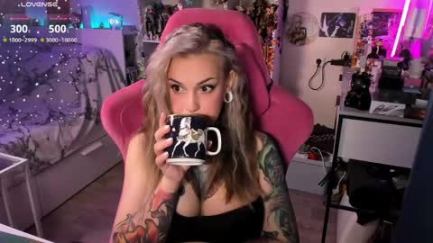 ChloeKohaku online show from 21, 4, 2026