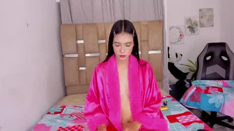chloemilly2 online show from 24, 7, 2026