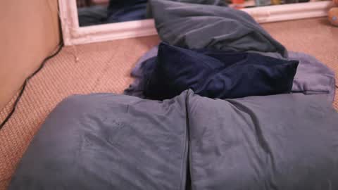 Chlo online show from 26, 4, 2026