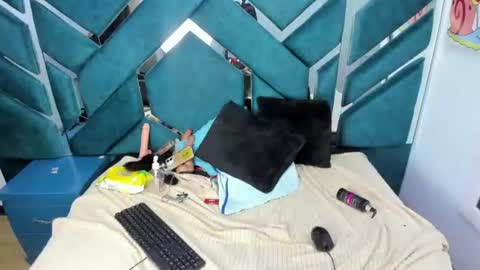 chloerose__ online show from 7, 7, 2026
