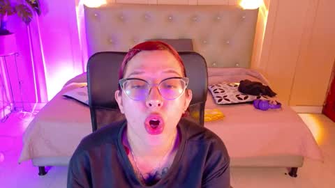 Chloe rosse online show from 21, 12, 2025