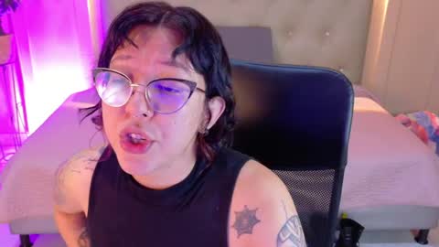 Chloe rosse online show from 24, 4, 2026