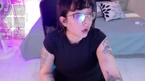 Snapshot of chloerossee chatting on 28, 5, 2026 Chloe rosse online show from 28, 5, 2026