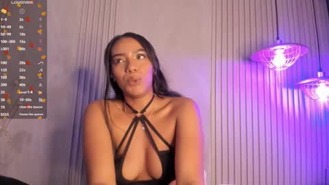 CHLOE  online show from 2, 1, 2025