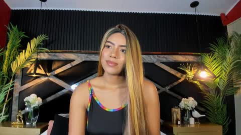 CHLOE  online show from 11, 3, 2025