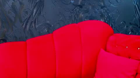 Chloe Vee online show from 22, 2, 2025