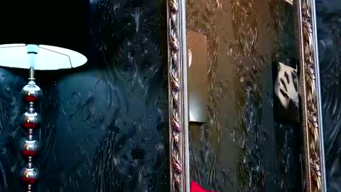 Chloe Vee online show from 23, 2, 2025