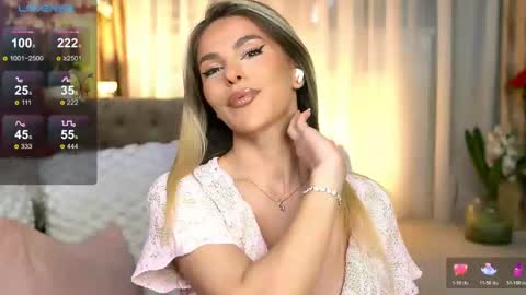 Chloe online show from 22, 4, 2026