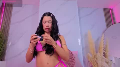 Chlooe online show from 11, 9, 2025