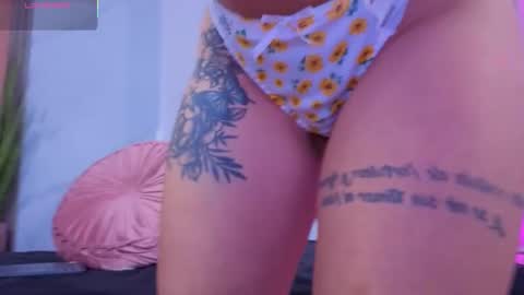 Chlooe online show from 5, 12, 2025