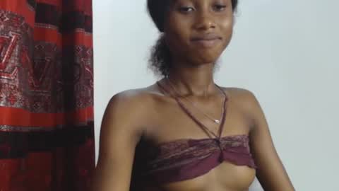 choco_petitqueen online show from 14, 12, 2024