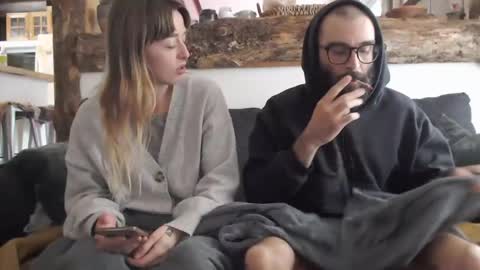 chocobear89 online show from 19, 12, 2024