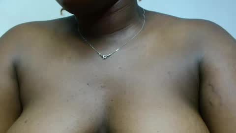 Snapshot of chocolate_ass88 chatting on 22, 7, 2026 chocolate_ass88 online show from 22, 7, 2026