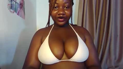 chocolateassgirl61 online show from 13, 1, 2026